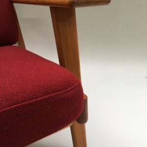 Skumhynder til Wegner GE290 lænestol med betræk i uld "Hallingdal" farvenummer 687 fra Kvadrat
