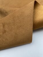 Calfskin - Imiteret kalveskind i genanvendt polyester, i farven bronze farvenummer 14