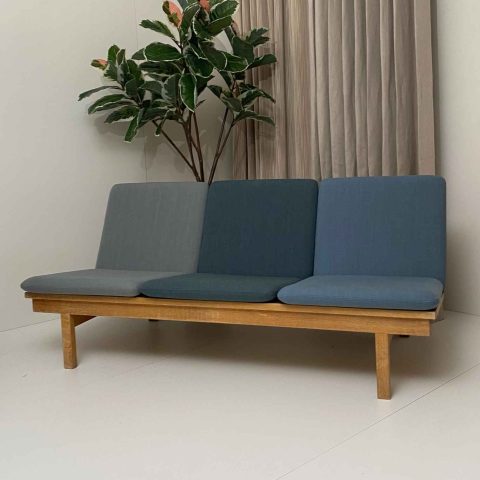 Archive Sale Item 075 - Hyndesæt til Børge Mogensen 2218 3-pers. sofa - 3-farvet